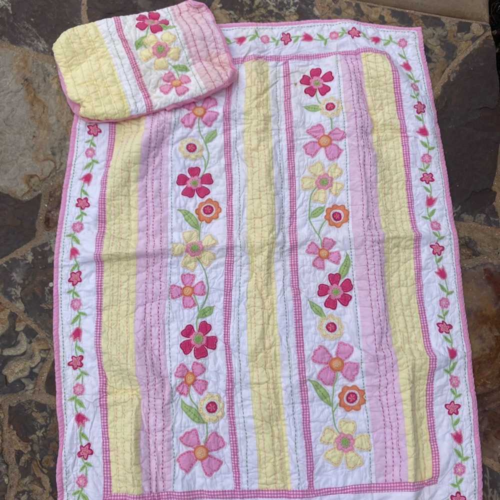 Pottery Barn baby quilt with pillow cover, flowers/floral
